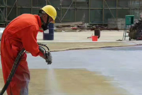 晋城彩色路面喷涂是一种为路面